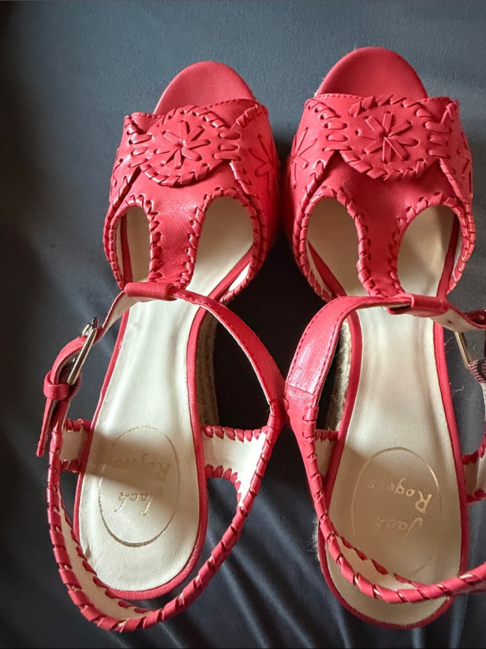 Jack Rogers medallion Coral Orange T-strap wedge sandals Size 9 - Picture 4 of 5